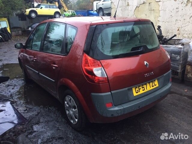Разбор на запчасти Renault Scenic 2003-2009