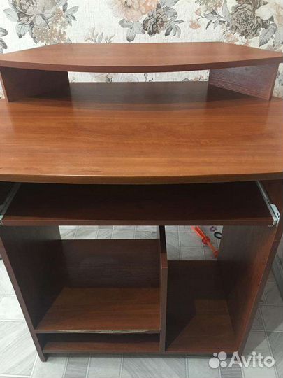 Компьютерный стол бу
