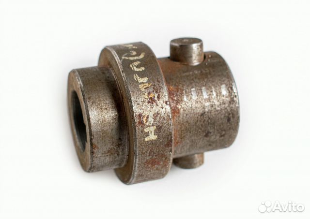 Ступица опоры щетки ко-829А 4703001