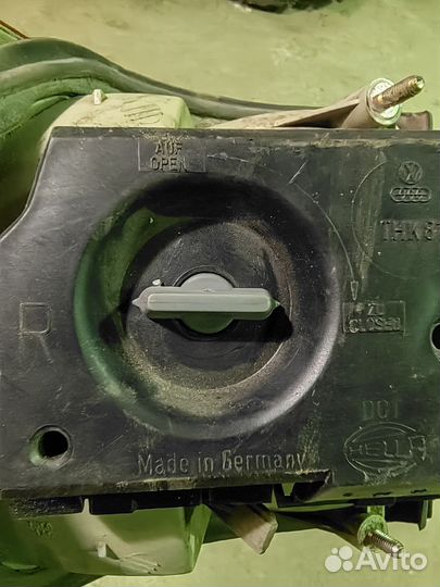 Продам б/у задний правый фонарь на Audi 80