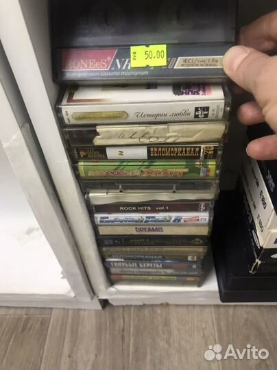 Видео и аудио кассеты
