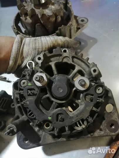 Генератор bosch vw ag/ Renault