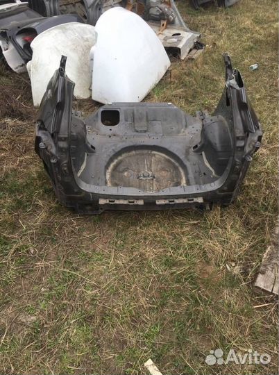 Задняя часть кузова задняя Hyundai Tucson 3 G4FJ