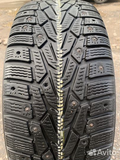 Nokian Tyres Hakkapeliitta 7 215/60 R16 99T