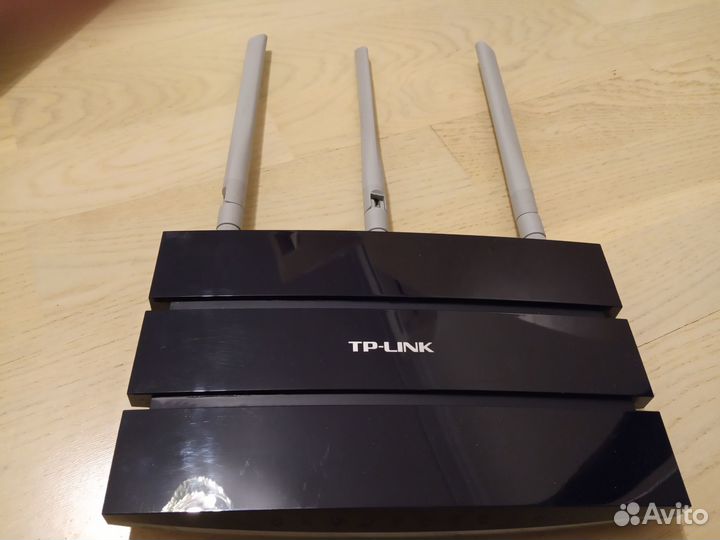 TP-link модель TL-WR1045ND