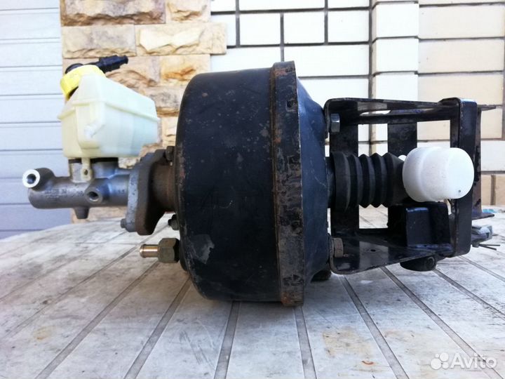 Вакум в сборе УАЗ буханка с абс