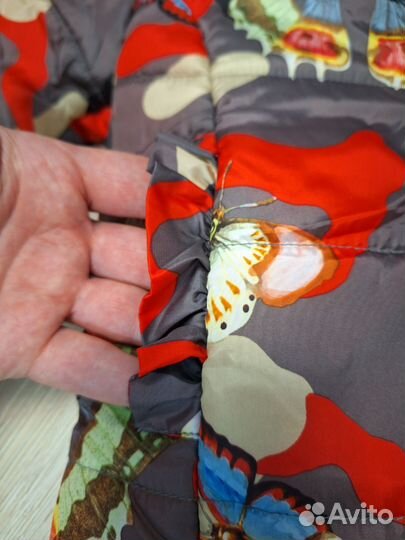 Куртка для девочки новая