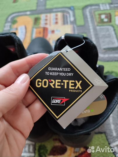 Ботинки зимние ecco goretex 38 р черные