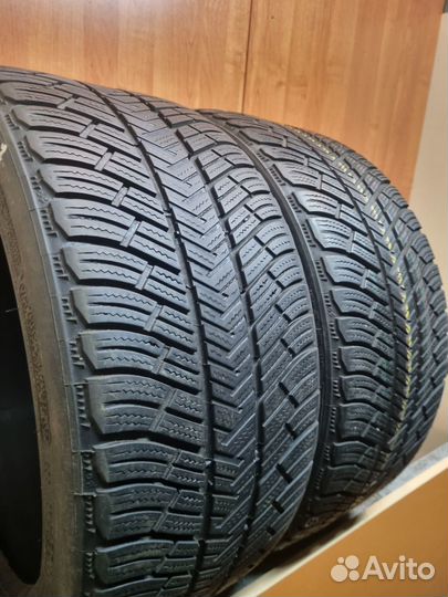 Michelin Pilot Alpin PA4 235/40 R19