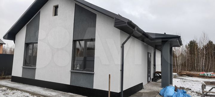 Дом 90 м² на участке 8 сот.