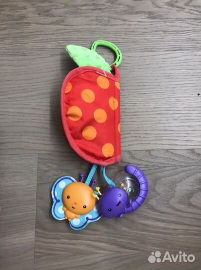 Первые игрушки для малыша. Пакетом