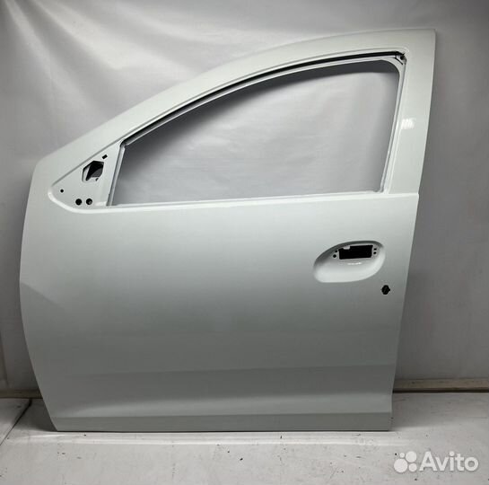 Дверь передняя левая Renault Logan 2 Белый