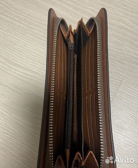 Louis Vuitton кошелек
