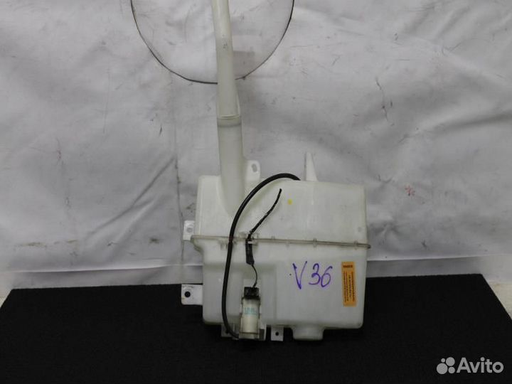 Бачок омывателя Скайлайн V36 без омывателей