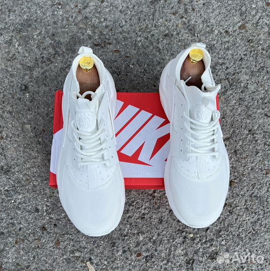 Nike air huarache р.43 новые