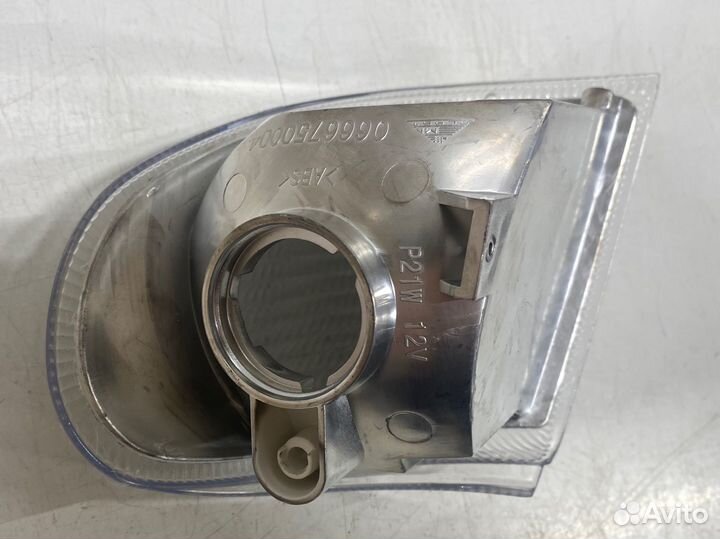 Указатель поворота Ваз-2114 белый правый Тольятти