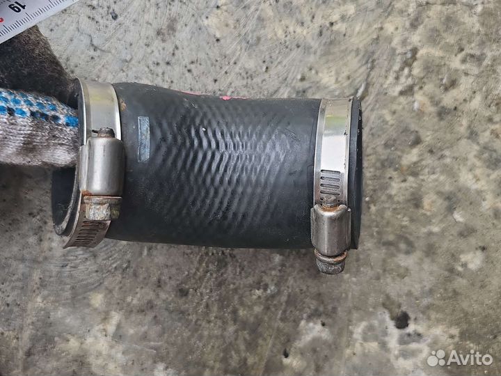 Резиновый патрубок Mazda CX-7