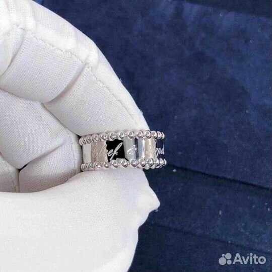 Кольцо Van Cleef & Arpels Perlee