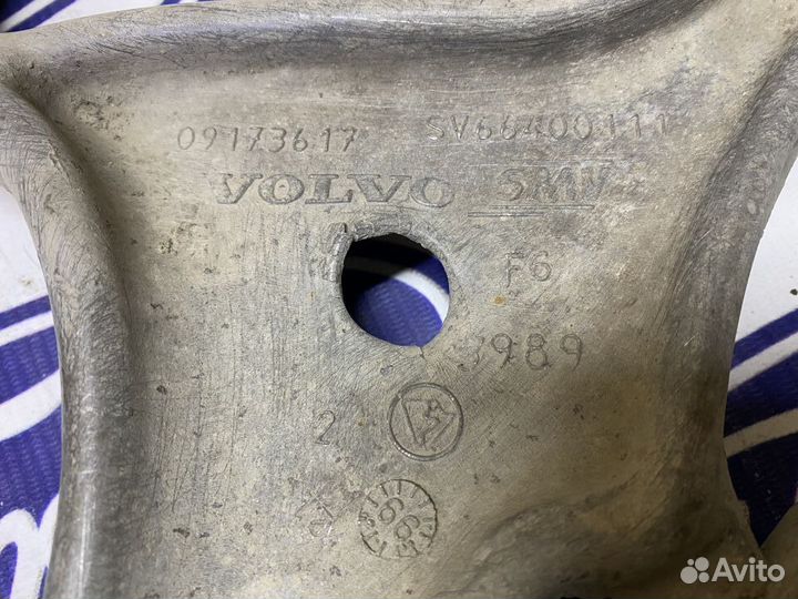 Рычаг передний левый Volvo S60 S80