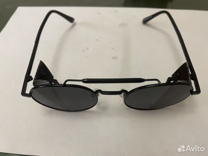 Солнцезащитные очки