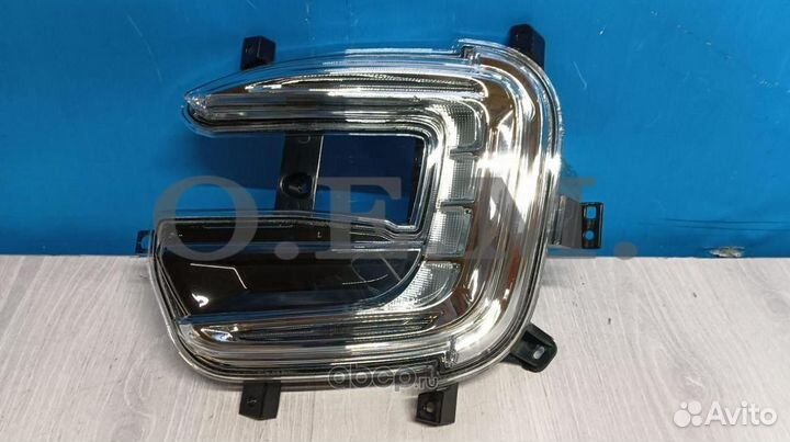 Ходовой огонь левый Renault Kaptur 2016