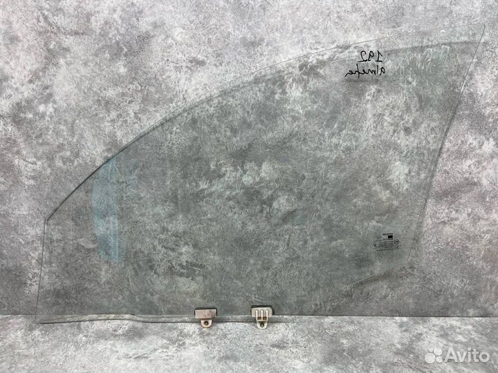 Стекло двери передней правой Nissan Almera Classic