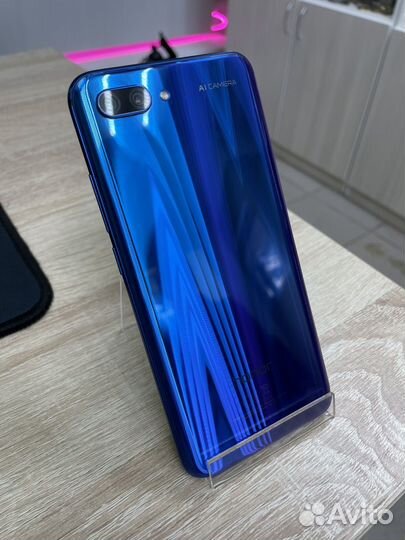 HONOR 10, 4/128 ГБ