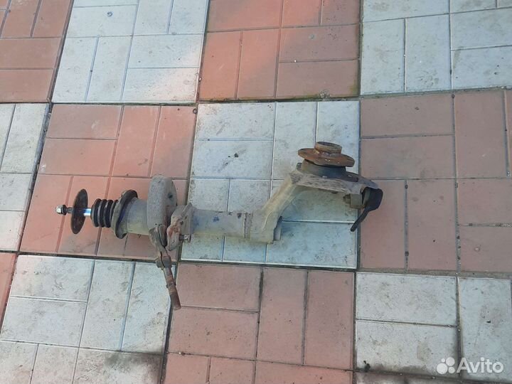 Daewoo Nexia поворотный кулак левый правый 8-16кл