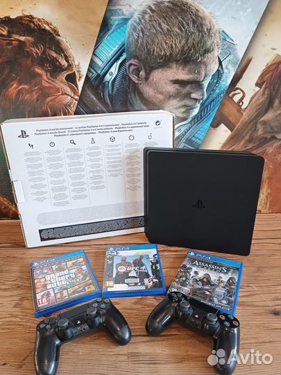 PS4 Slim 1 TB+2 джойстика+ игры