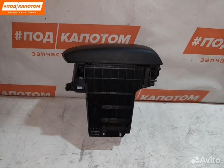 Центральный подлокотник Mazda 3 BL (2008 - 2011)