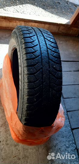 Bridgestone Ice Cruiser 7000 185/65 R15