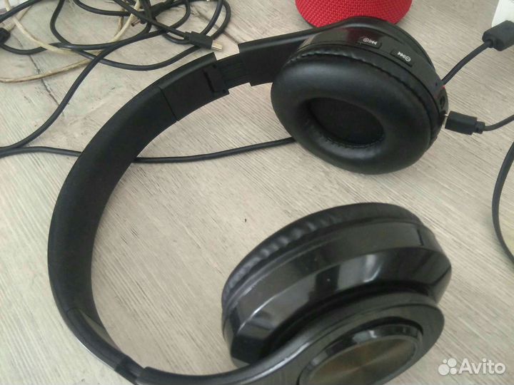 Беспроводные наушники