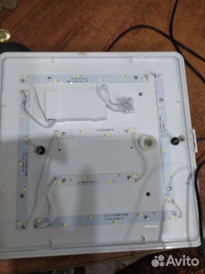 Светильник потолочный для ванной