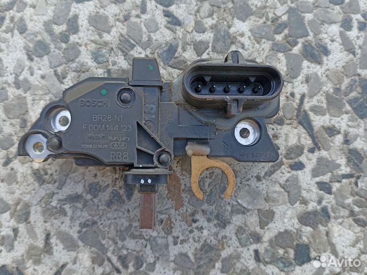 Регулятор напряжения генератора bosch