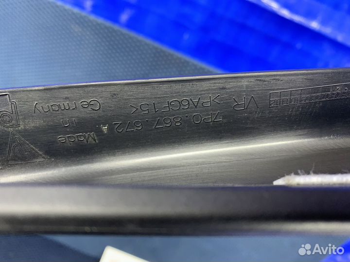 Накладка рамки двери перед право Touareg NF FL