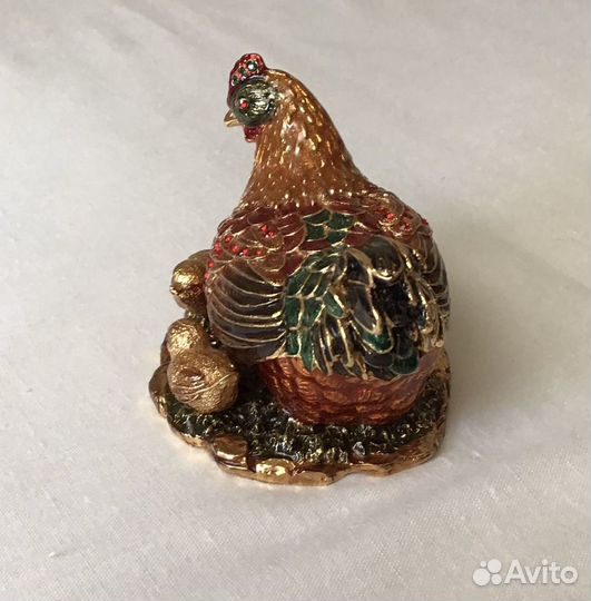 Шкатулка для украшений Курочка с цыплятами металл