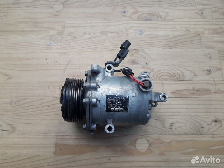 Компрессор кондиционера Mitsubishi Lancer 10