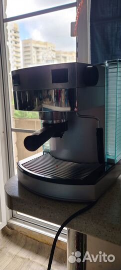 Кофемашина saeco