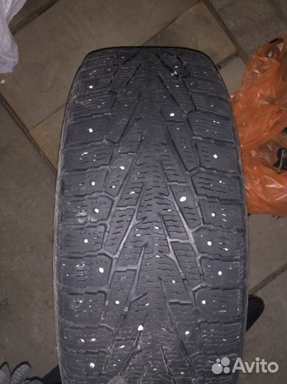 Nokian Tyres Hakkapeliitta 7 SUV 235/65 R17