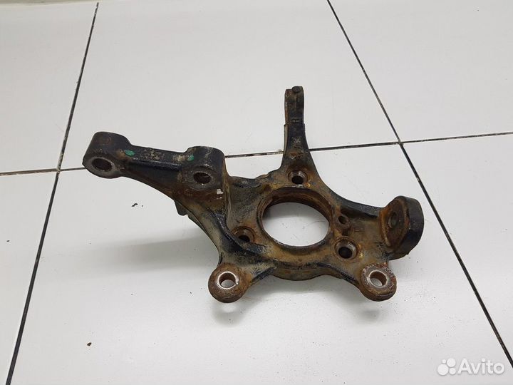 Кулак поворотный передний правый (Kia Ceed III)