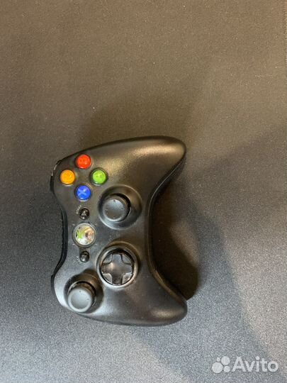 Xbox 360 + Kinect + Джостик + 8 игр