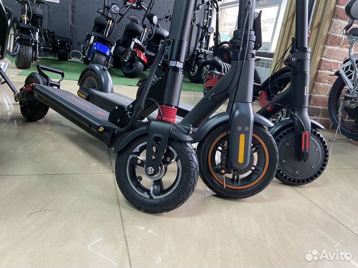 Электросамокат для взрослых и детей