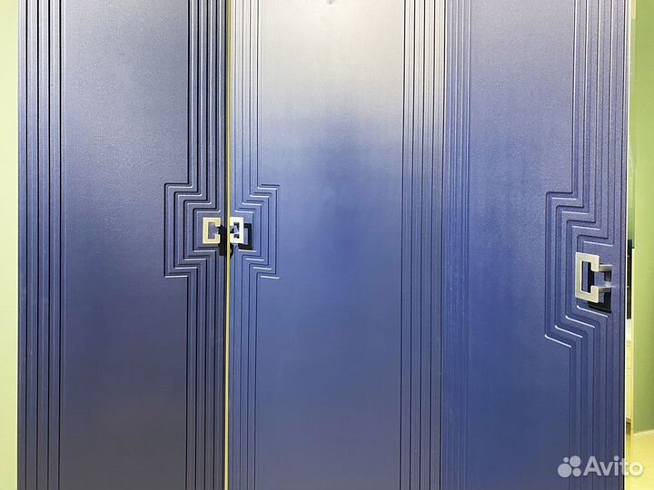 Шкаф угловой