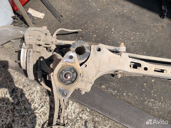 Задняя балка kia sportage 3