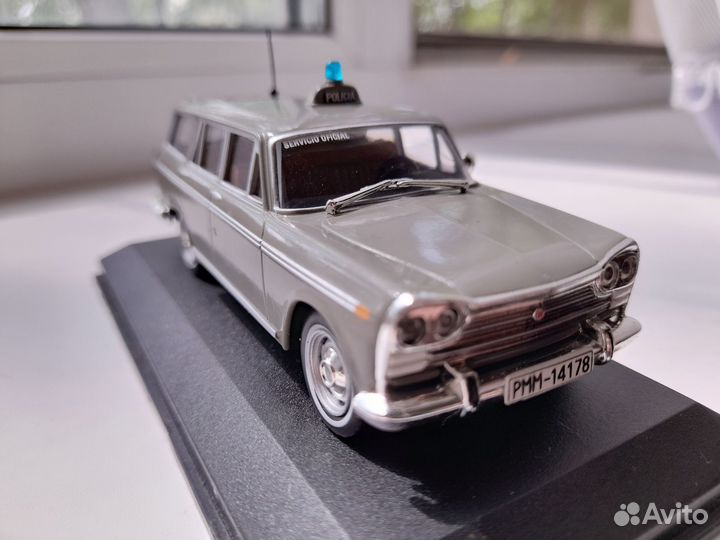 1/43 Seat 1500 Familiar Policia