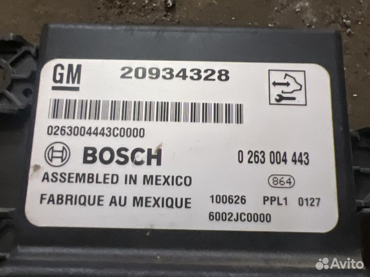 Блок управления парктрониками Opel insignia