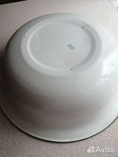 Таз эмалированный