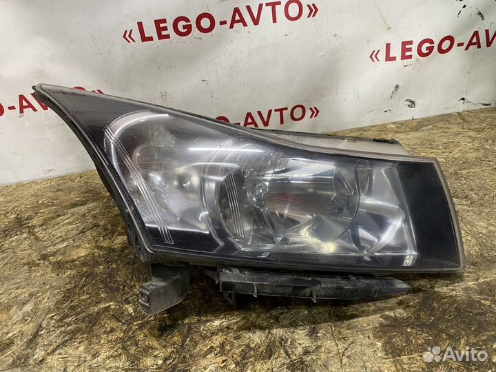 Фара Chevlolet Cruze правая