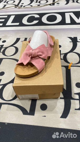 Сандалии для девочки