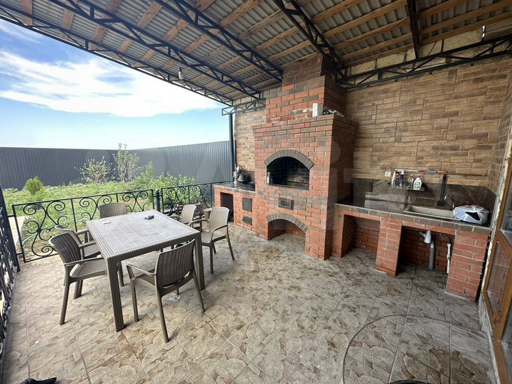 Дача 230 м² на участке 6 сот.